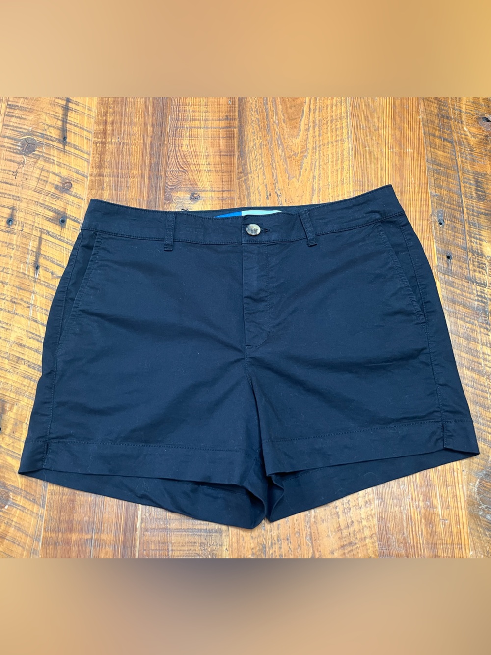 Old Navy Black High-Rise Everyday Shorts Size 8 - Picture 2 of 13